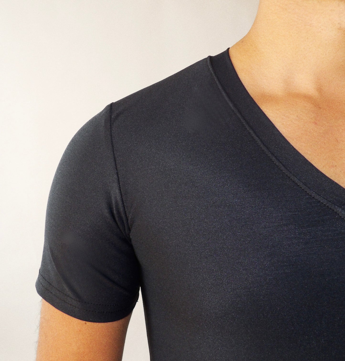 Chest compressions V-Neck shirt